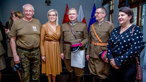 Powiększ zdjęcie